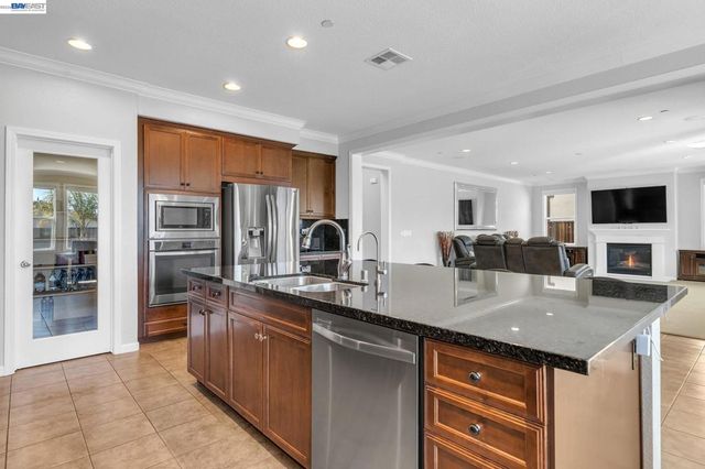 4061 Sarasta Bay Dr, Pittsburg, CA 94565