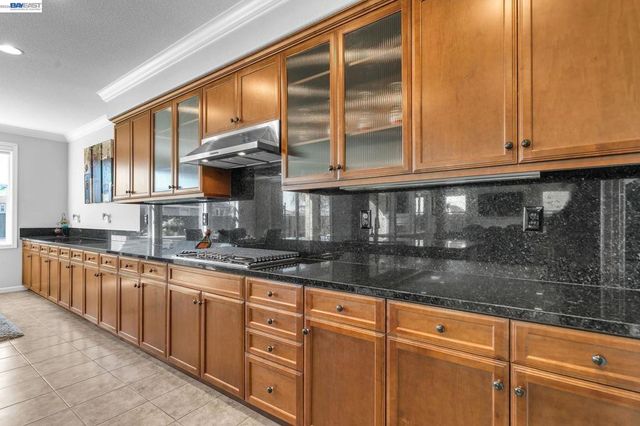 4061 Sarasta Bay Dr, Pittsburg, CA 94565