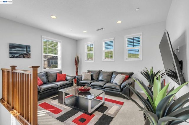 4061 Sarasta Bay Dr, Pittsburg, CA 94565