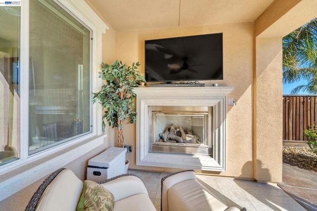 4061 Sarasta Bay Dr, Pittsburg, CA 94565