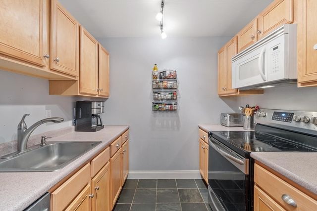 200 Market St 3412, Lowell, MA 01852