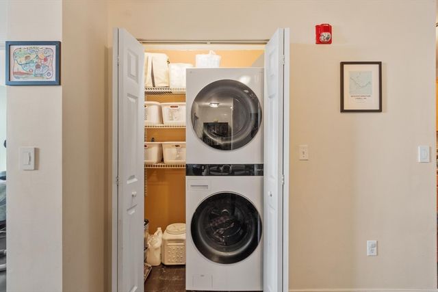 200 Market St 3412, Lowell, MA 01852