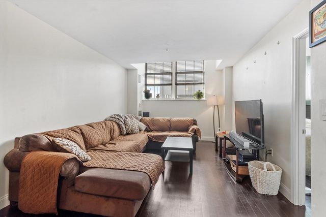 200 Market St 3412, Lowell, MA 01852