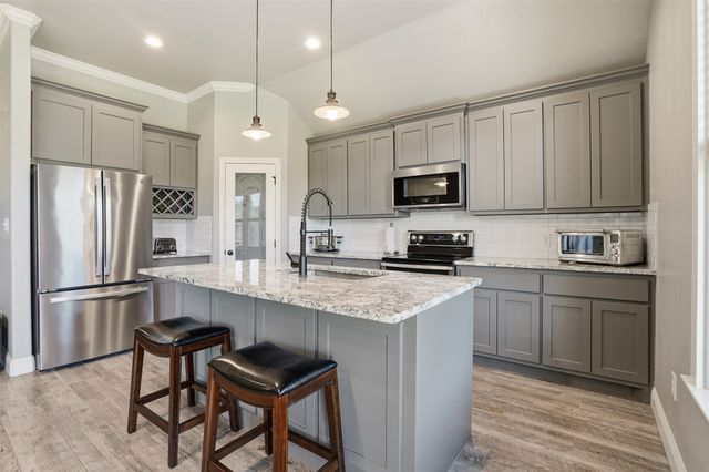 5007 Terlingua Drive, Granbury, TX 76048