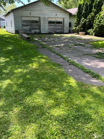 13698 Laplaisance Road, Monroe, MI 48161