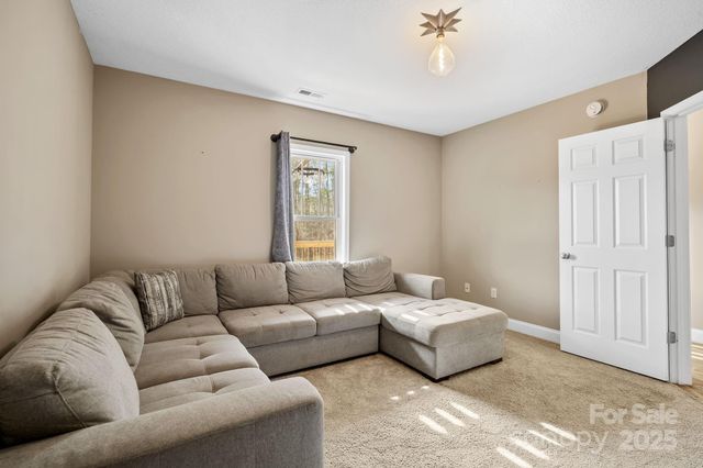 39 Curtis Miles Road, Alexander, NC 28701