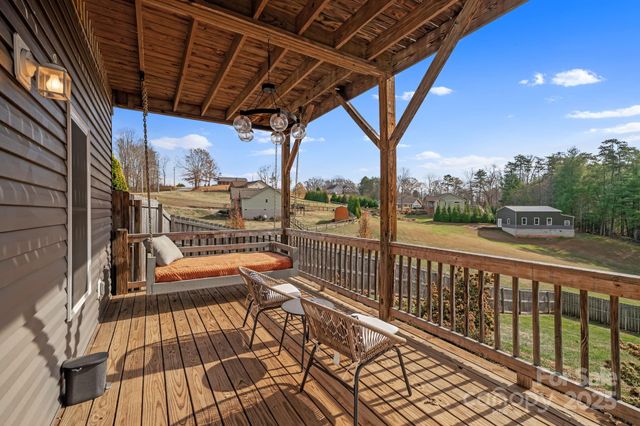 39 Curtis Miles Road, Alexander, NC 28701