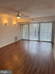 7597 GALES CT #7A 202, Manassas, VA 20109