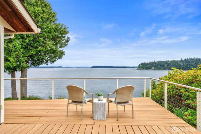 211 Montgomery Lane, Port Ludlow, WA 98365