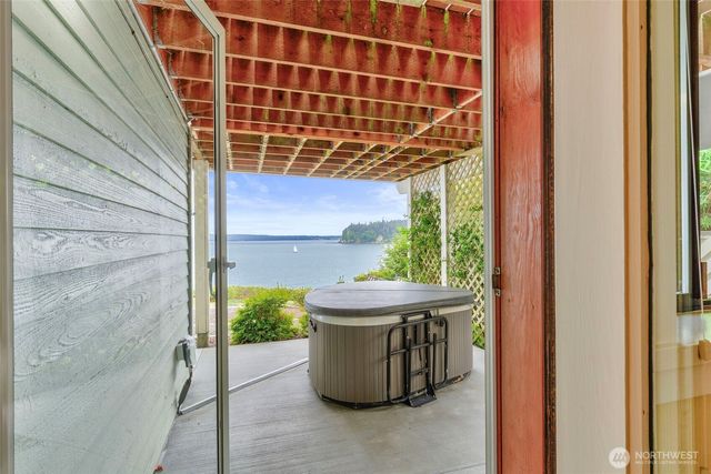 211 Montgomery Lane, Port Ludlow, WA 98365