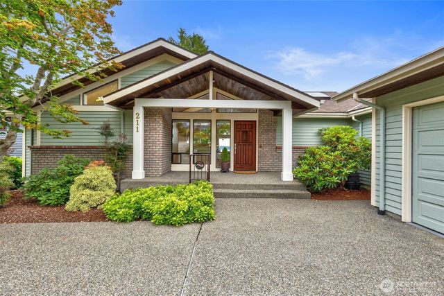 211 Montgomery Lane, Port Ludlow, WA 98365