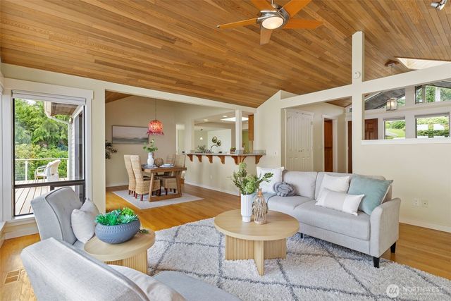 211 Montgomery Lane, Port Ludlow, WA 98365
