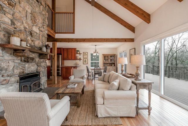 10714 W BROME RD, Rocheport, MO 65279