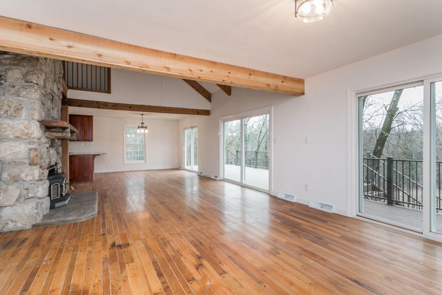 10714 W BROME RD, Rocheport, MO 65279