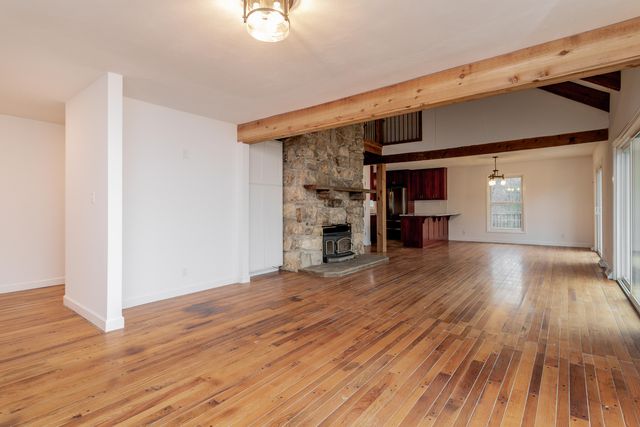 10714 W BROME RD, Rocheport, MO 65279