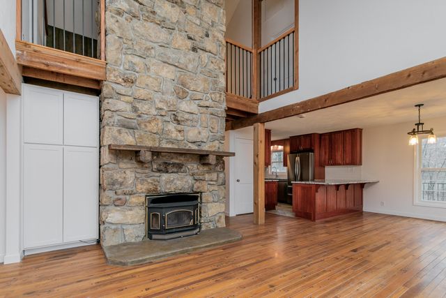 10714 W BROME RD, Rocheport, MO 65279