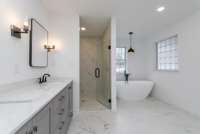 10714 W BROME RD, Rocheport, MO 65279