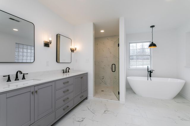 10714 W BROME RD, Rocheport, MO 65279