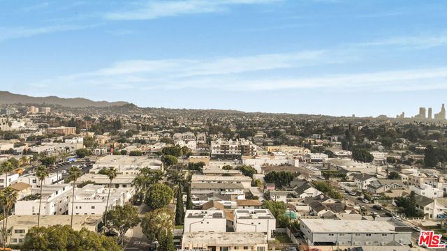 5456 Barton Avenue, Los Angeles, CA 90038