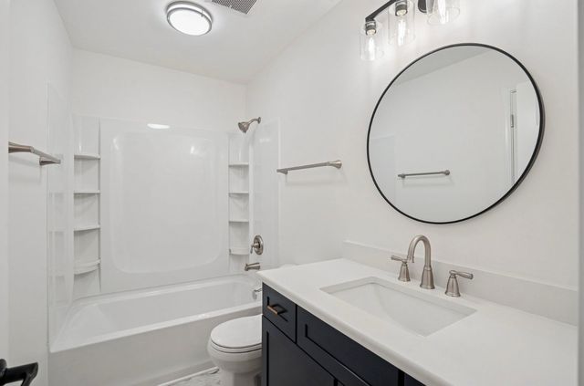 225 Ellington Pl, Madison, TN 37115