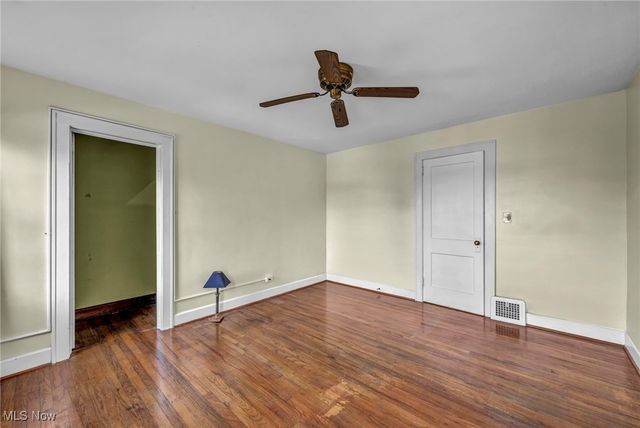 3707 Freehold Avenue, Parma, OH 44134