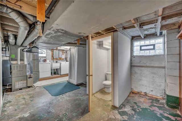 3707 Freehold Avenue, Parma, OH 44134