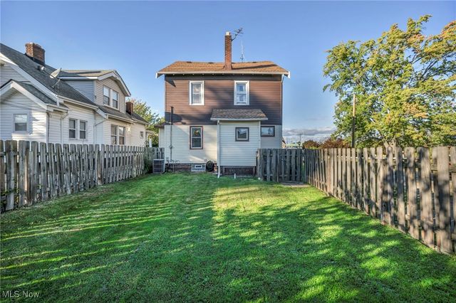 3707 Freehold Avenue, Parma, OH 44134