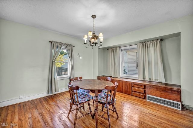 3707 Freehold Avenue, Parma, OH 44134