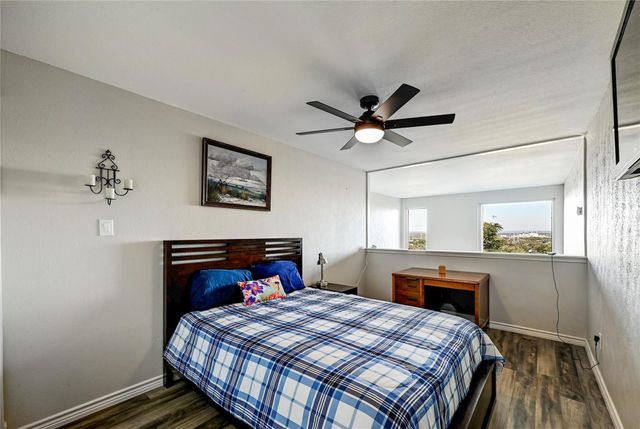 400 Hi There 101, Horseshoe Bay, TX 78657