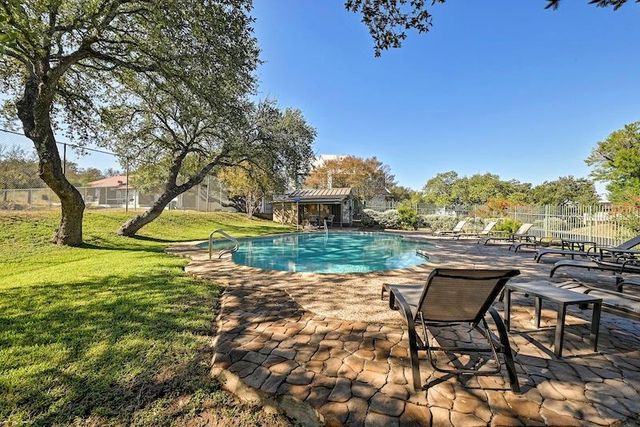 400 Hi There 101, Horseshoe Bay, TX 78657