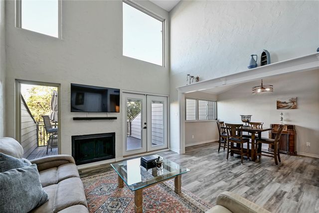 400 Hi There 101, Horseshoe Bay, TX 78657