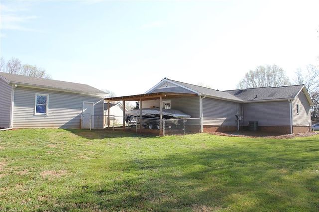 1008 Timberpeg Court, Lewisville, NC 27023