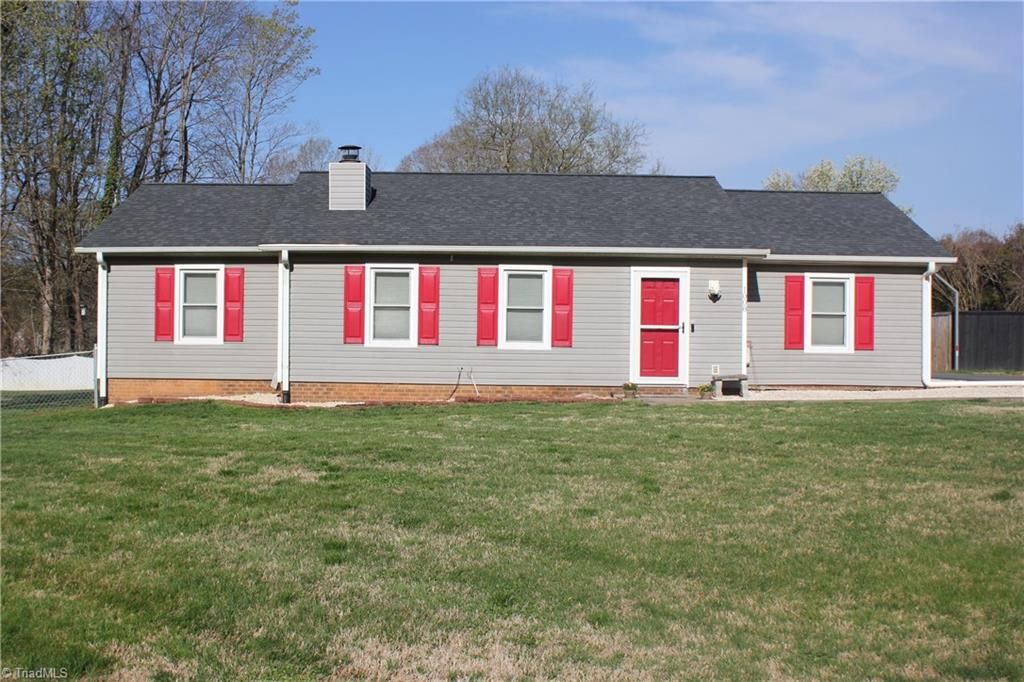 1008 Timberpeg Court, Lewisville, NC 27023