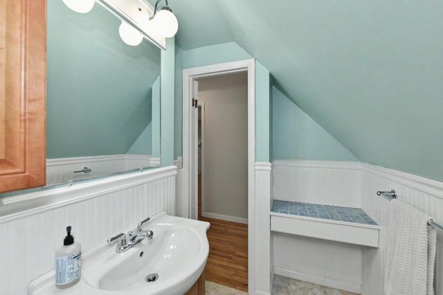 W165N8607 Dardis AVENUE, Menomonee Falls, WI 53051