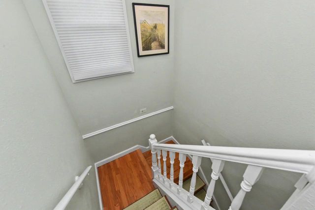 W165N8607 Dardis AVENUE, Menomonee Falls, WI 53051