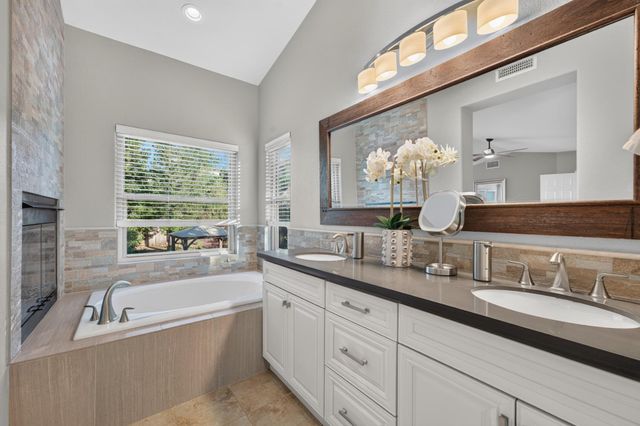 120 Waterboro Sqr, Folsom, CA 95630
