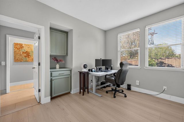 120 Waterboro Sqr, Folsom, CA 95630