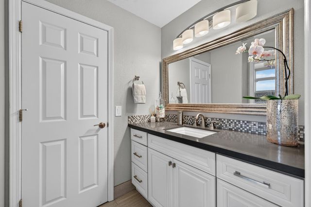 120 Waterboro Sqr, Folsom, CA 95630
