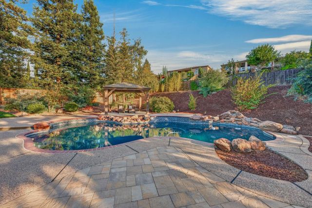 120 Waterboro Sqr, Folsom, CA 95630
