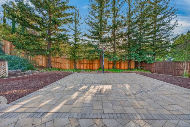 120 Waterboro Sqr, Folsom, CA 95630
