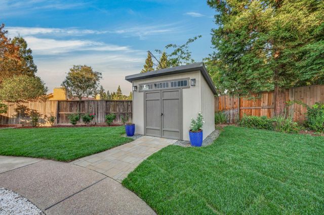 120 Waterboro Sqr, Folsom, CA 95630