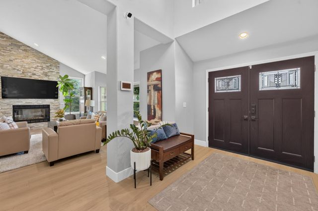 120 Waterboro Sqr, Folsom, CA 95630