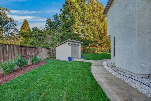 120 Waterboro Sqr, Folsom, CA 95630