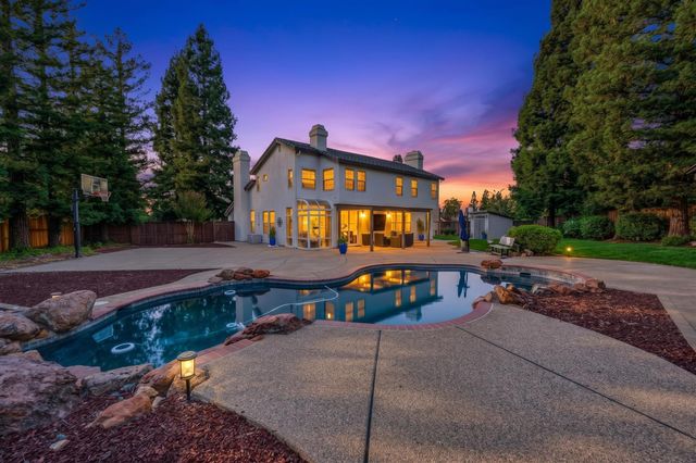 120 Waterboro Sqr, Folsom, CA 95630