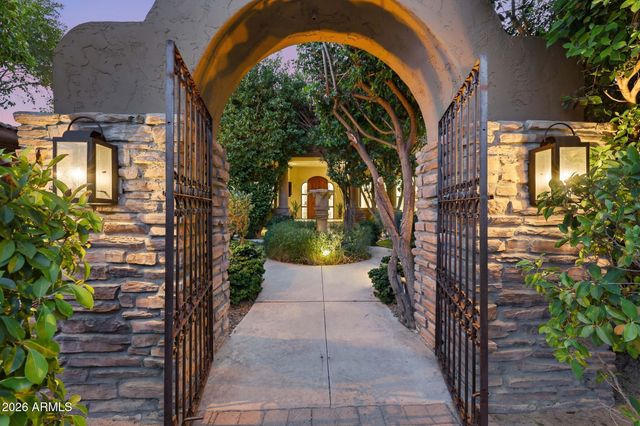 26804 N 70TH Place, Scottsdale, AZ 85266