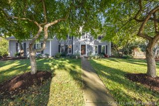 856 Cardiff Road, Naperville, IL 60565