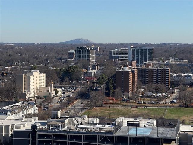 565 Peachtree Street NE 1811, Atlanta, GA 30308