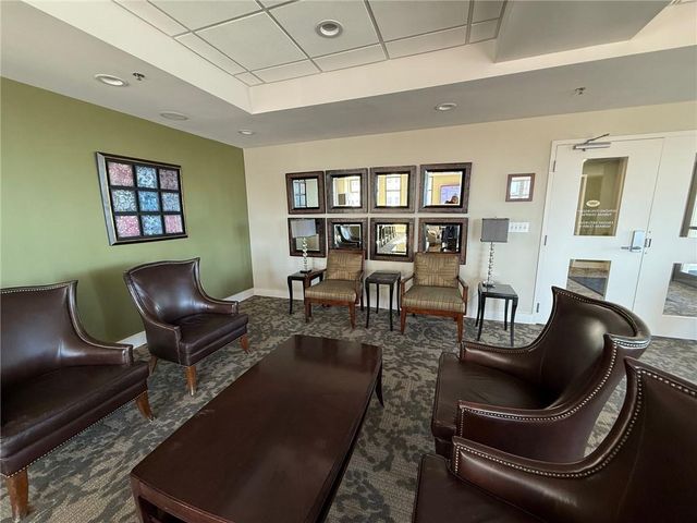 565 Peachtree Street NE 1811, Atlanta, GA 30308