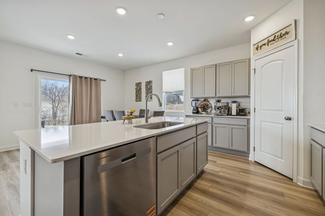 5030 Lawler Ln, Old Hickory, TN 37138