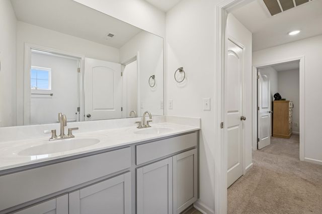 5030 Lawler Ln, Old Hickory, TN 37138